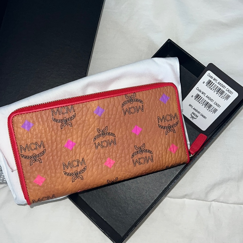 mcm wallet brand new